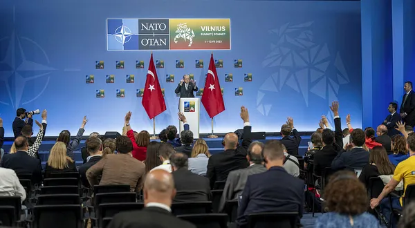 Başkan Erdoğan’dan Litvanya’daki NATO zirvesinde kritik açıklamalar: Terörle mücadele bizim kırmızı çizgimizdir