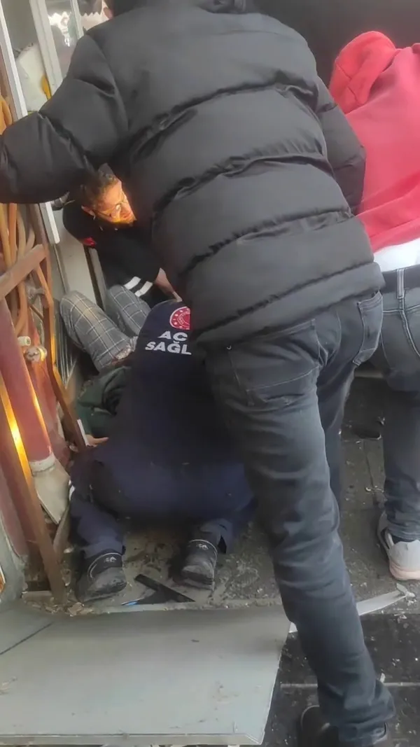 1704121125441.jpg Alkol bir can daha aldı: Kaldırımda bekleyen kadının acı ölümü - 3