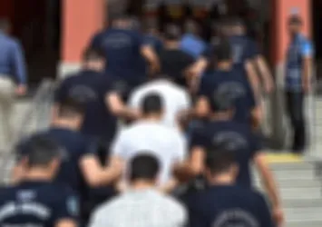 Ankara merkezli 6 ilde FETÖ operasyonu