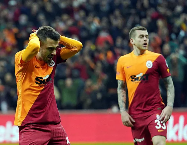 galatasaray-4-rizespor-2-mac-sonucu-aslan-bir-kez-daha-geri-dondu-1645985635837.jpg Galatasaray: 4 - Rizespor: 2 MAÇ SONUCU | Aslan bir kez daha geri döndü - 4