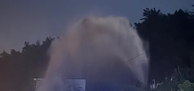 Bodrum'da içme suyu isale hattı patladı! Tonlarca su boşa aktı