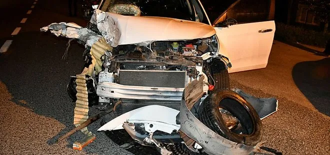 Manisa’da feci kaza: 2 kişi öldü, 4 kişi yaralı