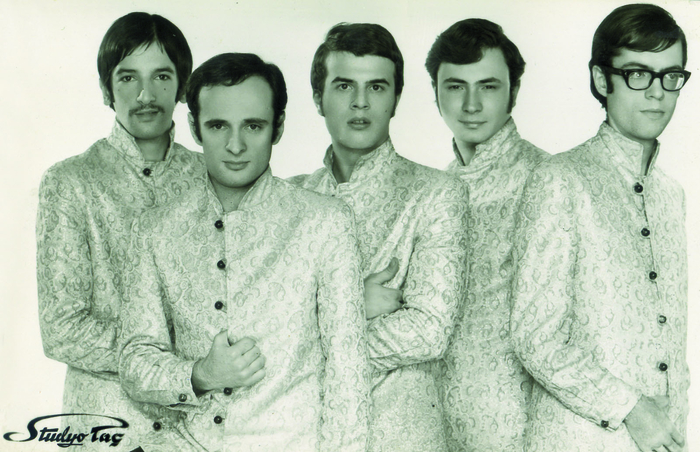 Usta sanatçı Nejat Toksoy yoğun bakıma kaldırıldı