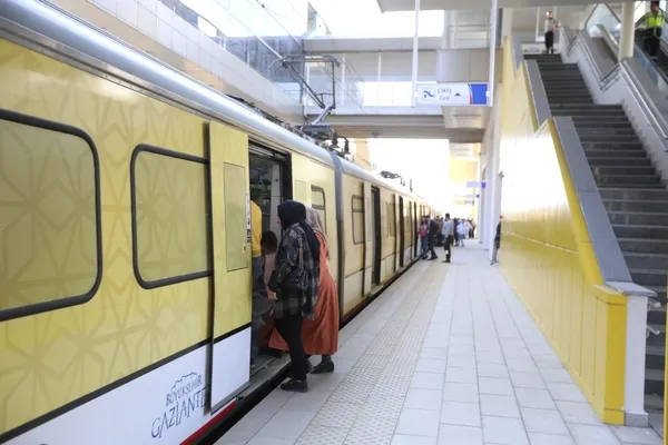 gaziantep-baskan-fatma-sahin-onculugunde-turkiye-yuzyilina-en-hazir-sehir-1703861803238.jpg Gaziantep Başkan Fatma Şahin öncülüğünde Türkiye Yüzyılı’na en hazır şehir