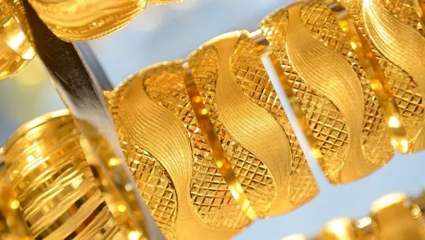 Altın yatırımcılarını üzmeye devam ediyor! Gram altın 130 lira değer kaybetti| 6 Şubat altın fiyatları