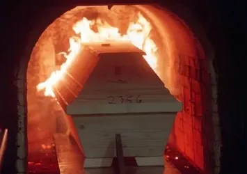 Almanya’da bir cenaze skandalı daha! Ölen annesine mektup yazdılar cevap alınamayınca...