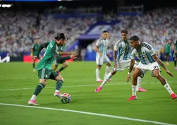 Dünya Kupası'nda Messi şov! Arjantin Cezayir'i 3 golle geçti