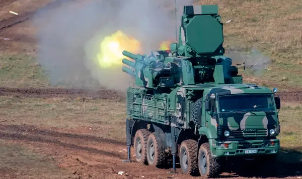 Rus askeri uzmanlardan Türk SİHA'ları hakkında flaş itiraf! En az 10 Pantsir - 4
