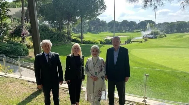 Son dakika: Başkan Erdoğan’dan dikkat çeken görüşme! Akdeniz Üniversitesi Rektörü Özlenen Özkan ve eşiyle bir araya geldi