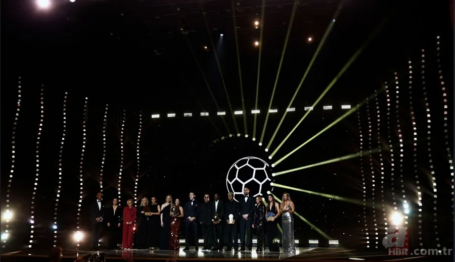 Futbolseverlerin merakla beklediği Ballon d'Or sahibini buldu! 7