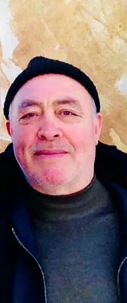 Emniyet kemerini takmayan sürücü otomobilden fırladı - 1