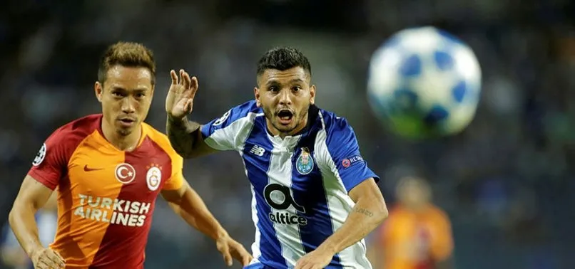 Galatasaray Schalke 04 Macinin Zorlu Ilk 11 Leri