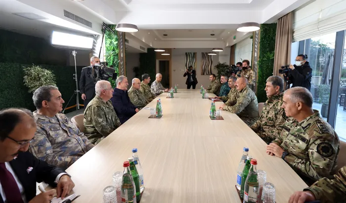 Azerbaycan Cumhurbaşkanı Aliyev, Milli Savunma Bakanı Akar ve TSK komuta kademesini kabul etti