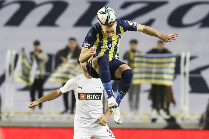 Fenerbahçe Başkanı Ali Koç’a Afyonspor maçında büyük şok! Tribünler istifaya davet etti