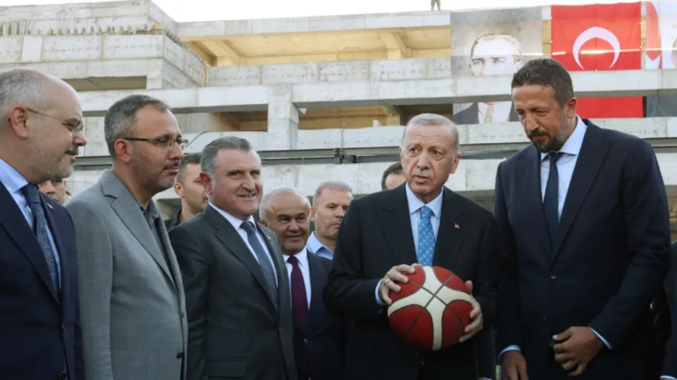 Başkan Recep Tayyip Erdoğan'dan basketbol sohbeti: Şu ana kadar mağlubiyet yok!