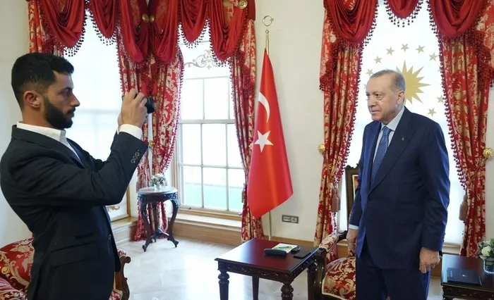 Başkan Erdoğan Filistinli yönetmeni kabul etti: Filistinlilerin trajedisi yeterince ele alınmıyor