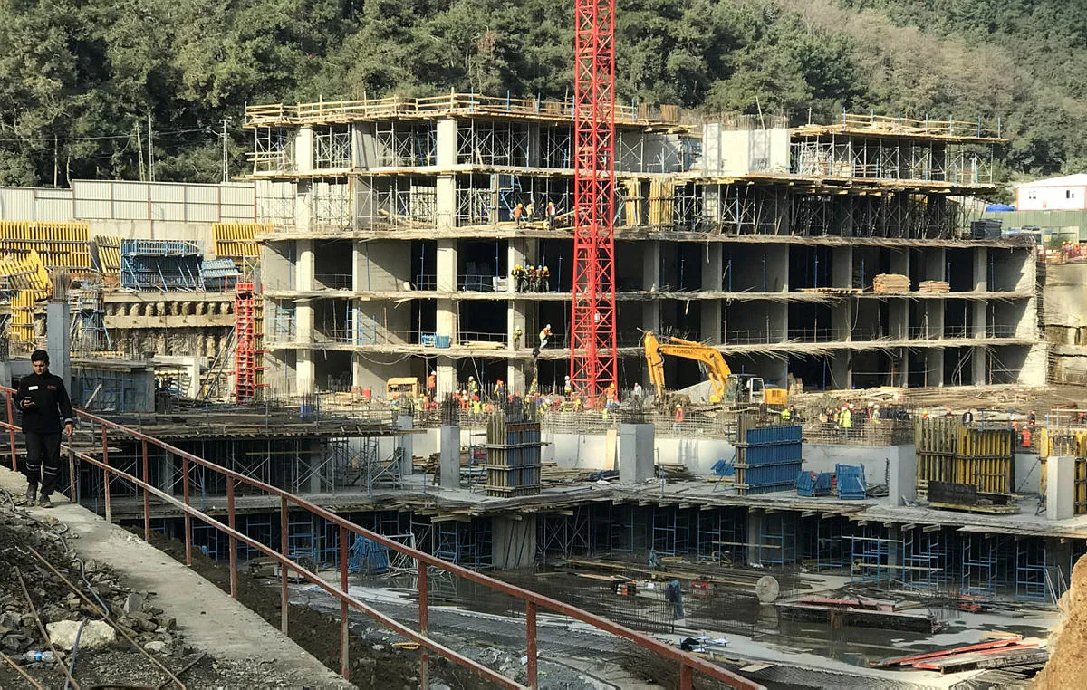 Sarıyer'de inşaatta göçük