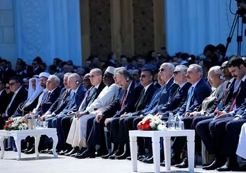 Başkan Erdoğan, yabancı konukları onuruna yemek verdi