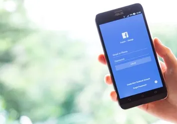 Facebook'ta büyük açık