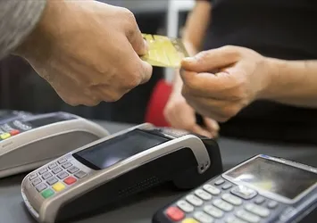 Kredi kartı ile internetten alışveriş yapanlar şokta! 100 bine yakın kredi kartının bilgileri...