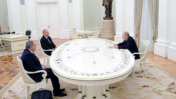 putin-ile-pasinyan-karabagi-gorustu-1659980770801.jpg Putin ile Paşinyan 'Karabağ'ı görüştü - 2