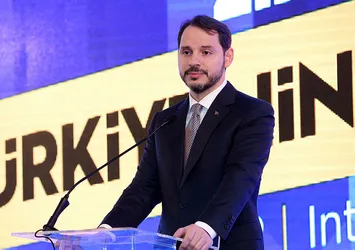 Bakan Albayrak Türkiye'yi Davos'ta temsil edecek