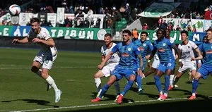 Çaykur Rizespor 3 puanı 3 golle aldı
