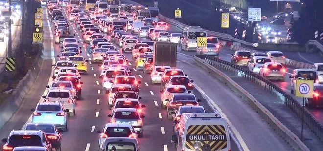 İstanbul’da trafik çilesi! Yüzde 52’ye yükseldi