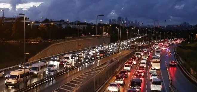İstanbul kilit! Akşam trafik yoğunluğu yüzde 85’e çıktı