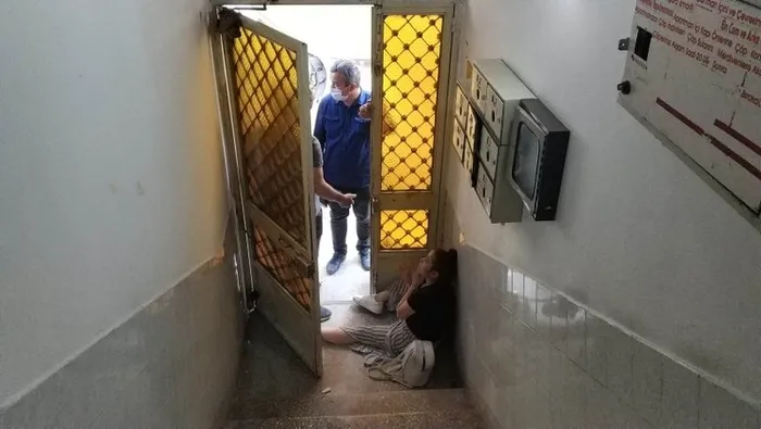 Son dakika: Samsun'da "Sosyal medya hesaplarımı çaldın" kavgası! Genç kadın hastanelik oldu - 2