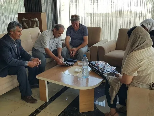 1662413910663.jpg Sokakta giderken yolda yarım milyon TL buldu! Sonrasında yaptığıyla büyük takdir topladı - 3