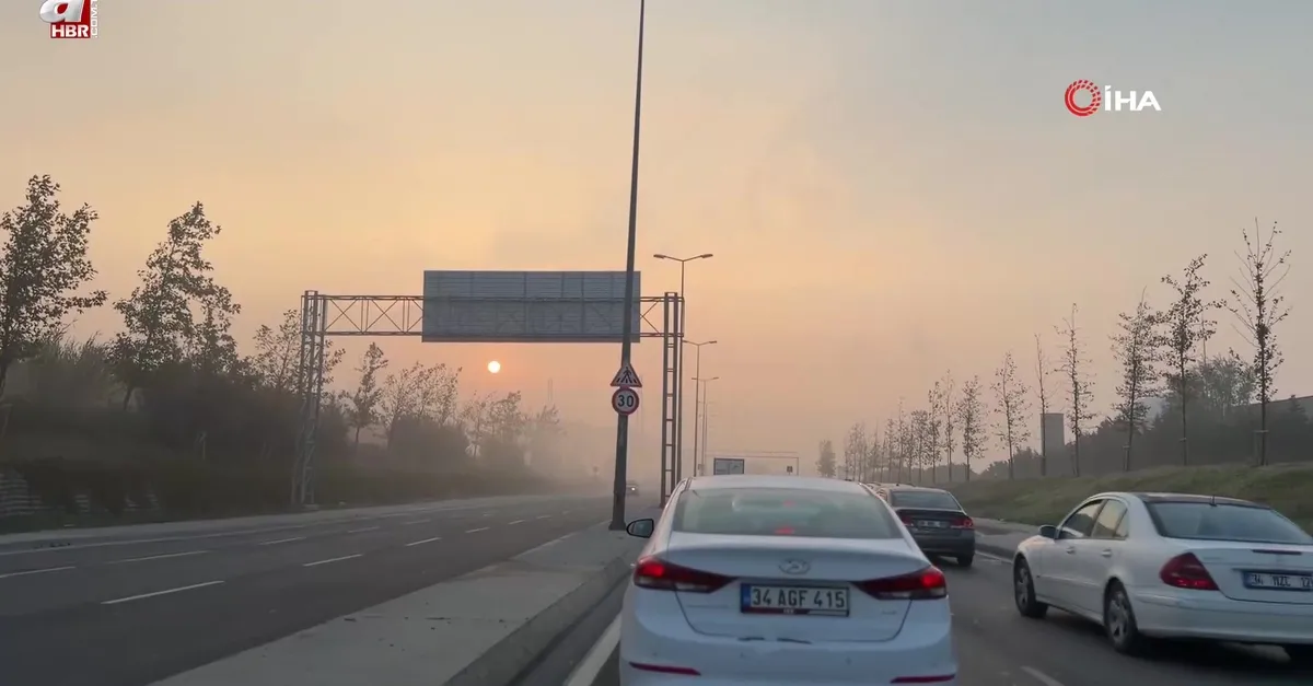 İstanbul güne yoğun sisle uyandı