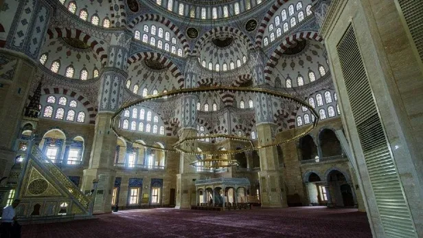 Miraç gecesi namazı nasıl kılınır? Miraç gecesi namazı nasıl niyet edilir, oruç tutulur mu?