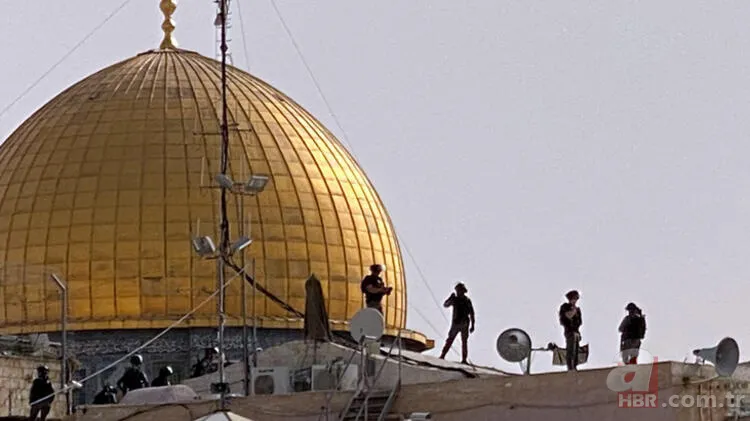 İsrail zulmü sürüyor! Mescid-i Aksa'da utanç verici anlar 1