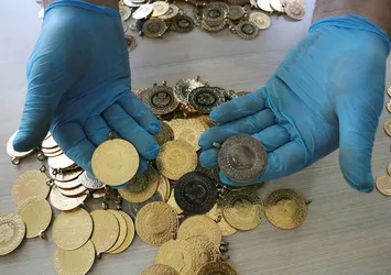 Altın ve Euro alacaklar dikkat! İçine bakır karıştırıp sahtelerini piyasaya sürdüler