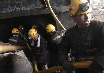 Çin'de kömür madeninde göçük : 9 ölü