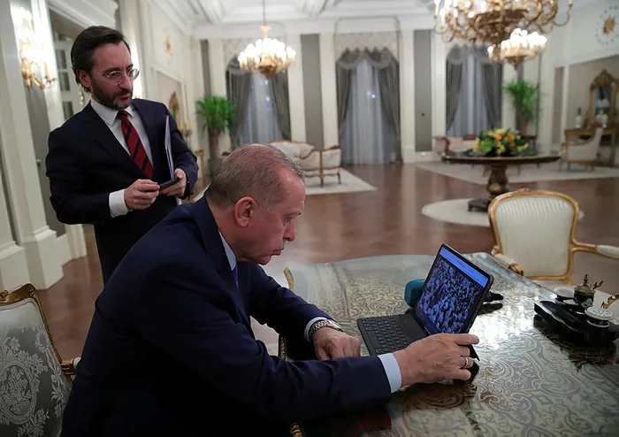 Başkan Erdoğan Yılın Fotoğrafları oylamasına katıldı - 4