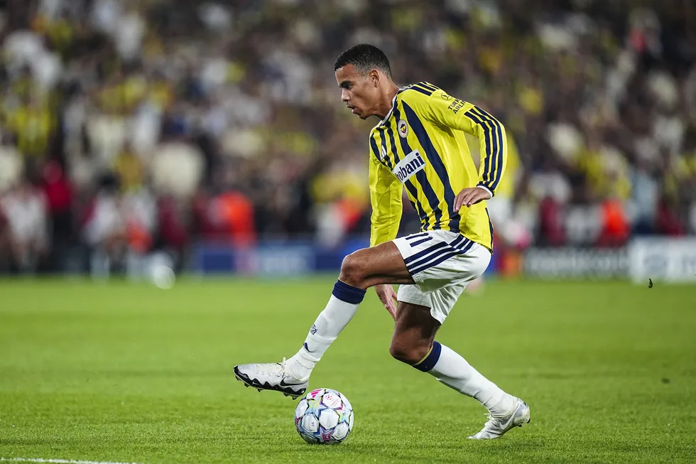 fenerbahcenin-yildiz-mason-greenwood-transferini-eski-yonetici-benatia-anlatti-1789393864325.jpg Mason Greenwood'un bitmeyen transfer süreci: Eski yönetici Benatia açıkladı - 1