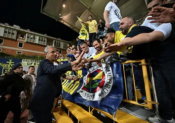Fenerbahçe Galatasaraylı eski yıldız için devrede! İsmail Kartal onay verdi! Taraftarı heyecanlandıracak bomba iddia...