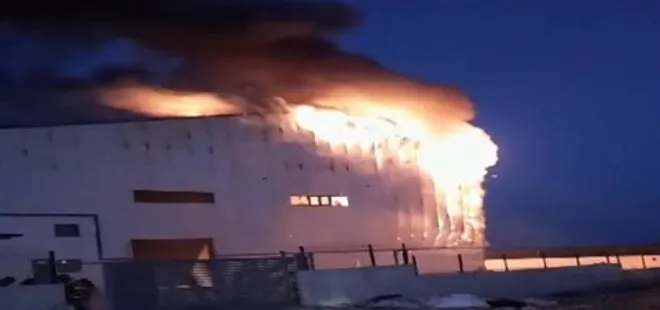 İstanbul Silivri’de korkutan fabrika yangını söndürüldü