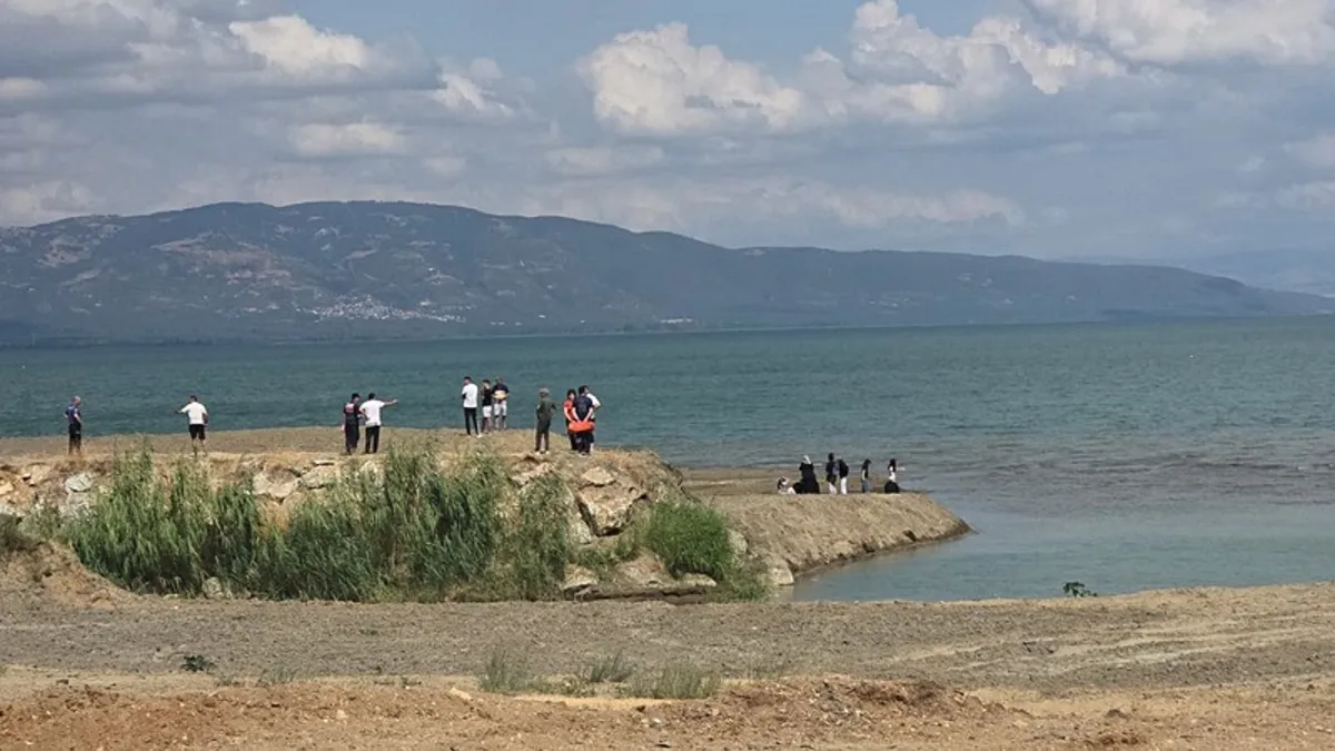 İznik Gölü'nde kaybolan 6 yaşındaki Erhan Çetin’den acı haber! Cansız bedeni bulundu