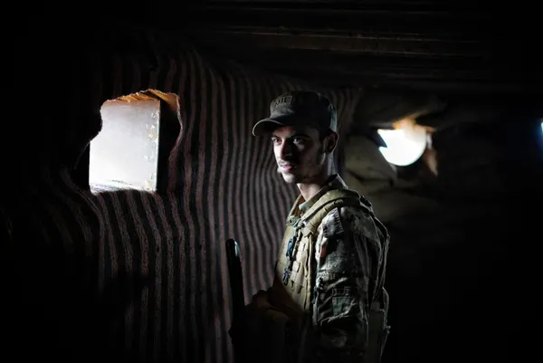 Suriye sınırındaki Mehmetçik, yerli teçihazat ve silahlarla vatan nöbeti tutuyor