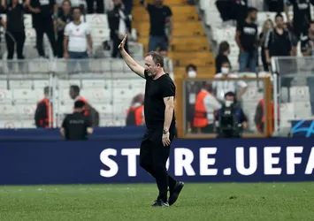 Beşiktaş Teknik Direktörü Sergen Yalçın Borussia Dortmund maçı sonrasında konuştu: Golü erken bulsaydık başka bir oyun ortaya çıkabilirdi
