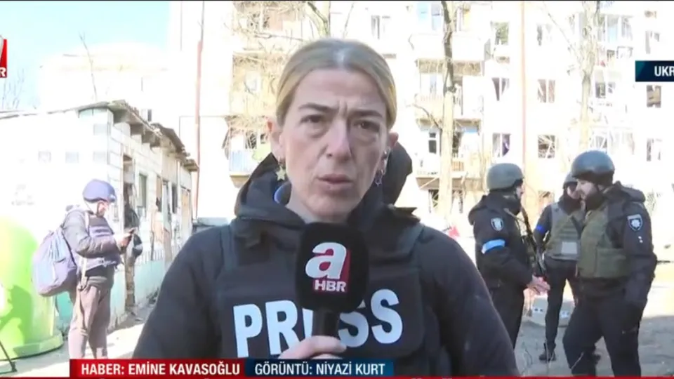 Kiev'de bina vuruldu! A Haber olay yerinde