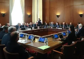 Cenevre'de buluştular! Suriye krizine siyasi çözüm için önemli aşama