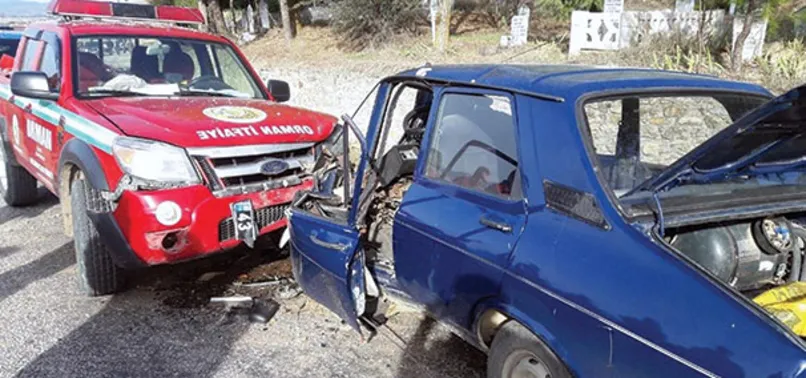 Kütahya'da feci kaza: 3 yaralı