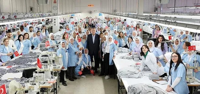 Kadınların önündeki engelleri kaldıran bir lider! Denizli’nin emekçi kadınları konuştu