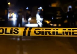 Esenler'de bıçaklı dehşet! Polise saldırmaya kalkışan şüpheli etkisiz hale getirildi