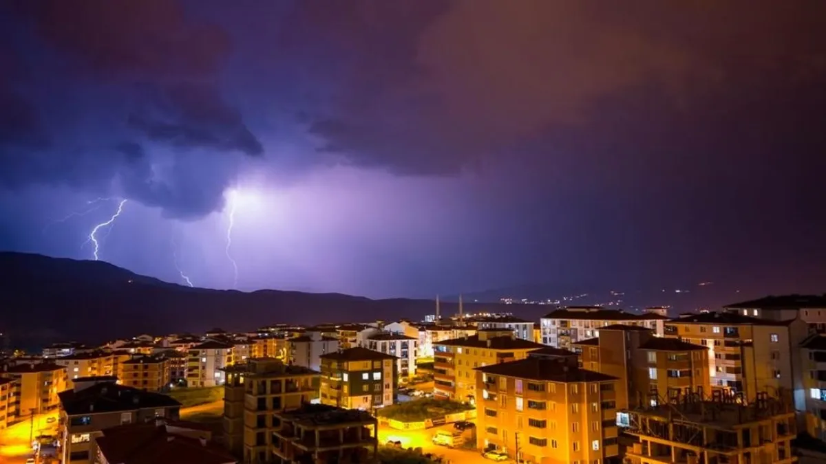 Gökyüzünde ışık şovu! Ortaya kartpostallık görüntüler çıktı