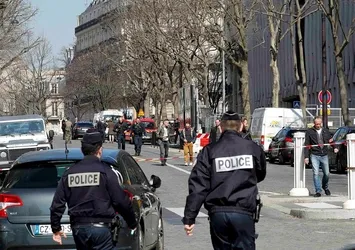 Paris’te IMF ofisinde patlama: 1 yaralı